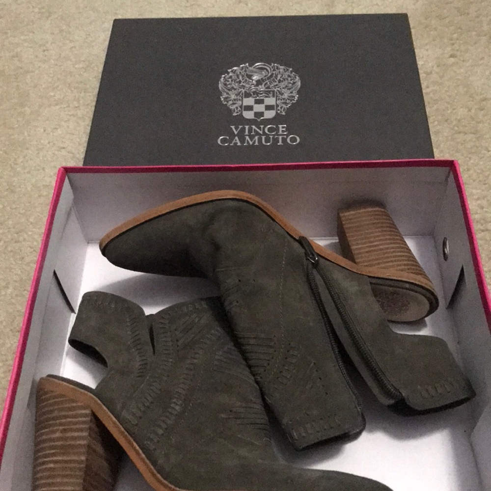 Vince Camuto Shoes